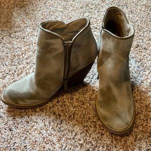 Suede Very Volatile wedge boots, size 7